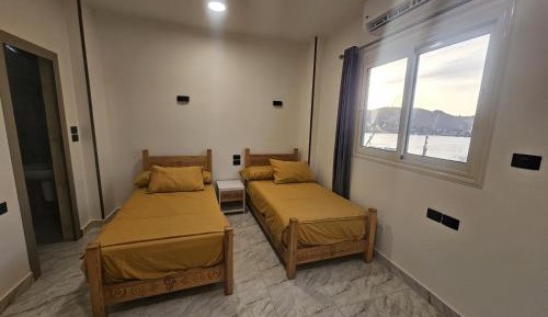 Deluxe Double or Twin Room with Sea View
