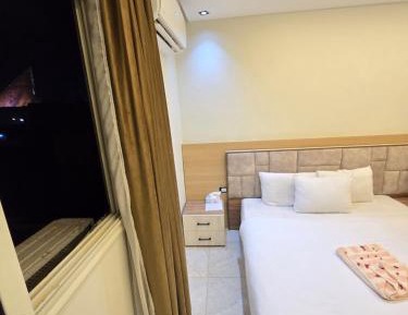 King Room with Mountain View