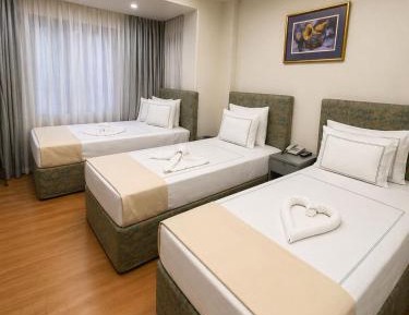 Comfort Triple Room