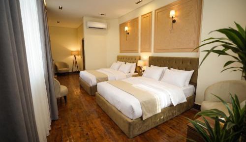 Superior Queen Room with Two Queen Beds