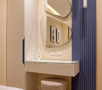 Two-Bedroom Deluxe Apartment