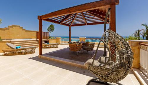 Sea Breeze Roof Suite Sea View