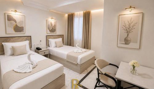 Deluxe Double or Twin Room with City View