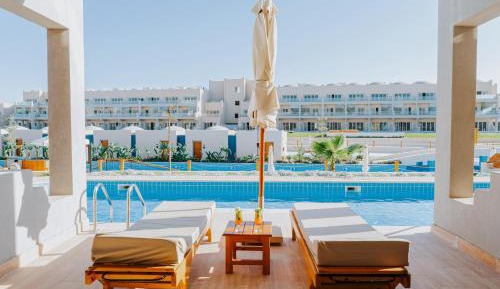 Suite with Private Pool
