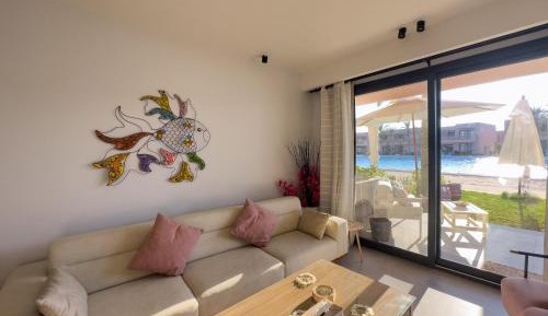 Two-Bedroom Apartment with Lake View