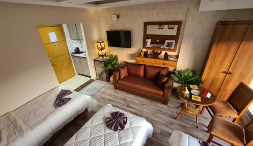 Triple Room with City View
