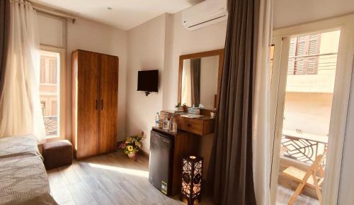 Triple Room with City View