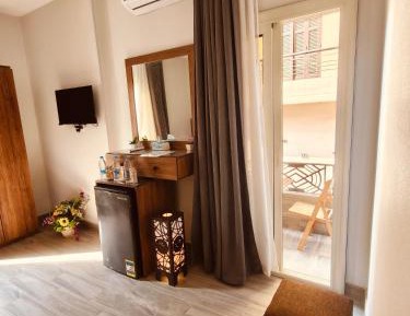 Deluxe Double or Twin Room with City View