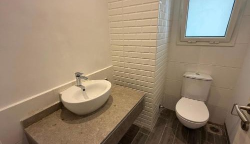 Three-Bedroom Superior Apartment