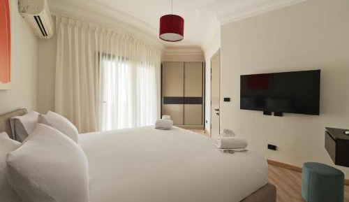 Apartment with Balcony