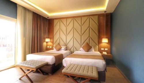 King Room with Garden View