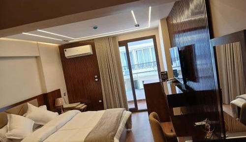 Large Double Room