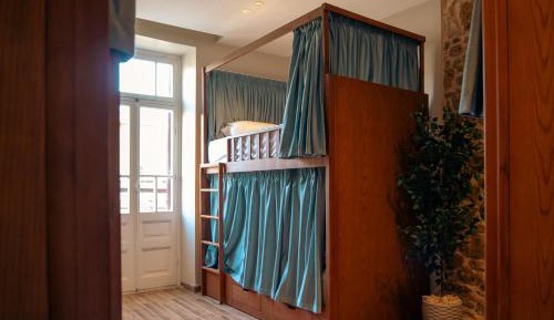 Bed in 6-Bed Female Dormitory Room