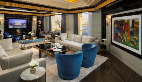 Presidential Suite- Lounge access