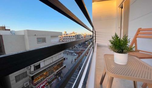 One-Bedroom Apartment with City View