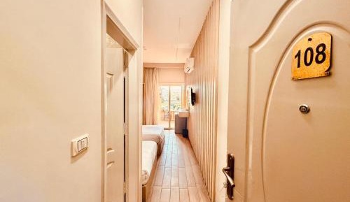 Twin Room with Balcony