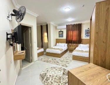 Triple Room with Private Bathroom