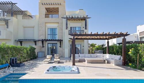 Villa with Private Pool