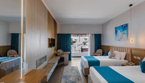  Pool View Room