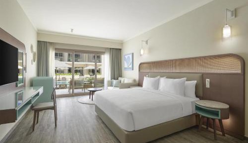 Superior King Room with Pool View