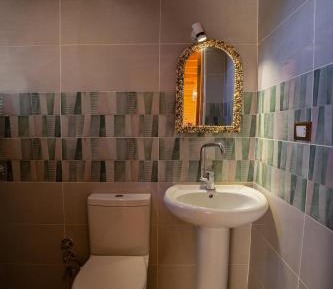 Deluxe Double Room with Extra Bed