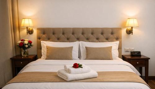 Deluxe Room (2 Adults + 1 Child)