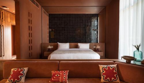 Superior King Room