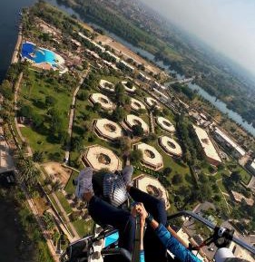 Stay & Fly Deluxe Room + Paramotor Tandem Flight