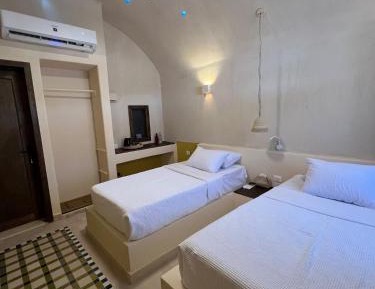 Deluxe Double or Twin Room with Balcony