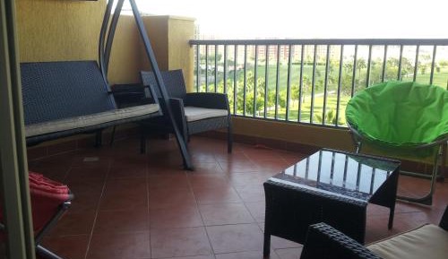 Apartment with Lake View