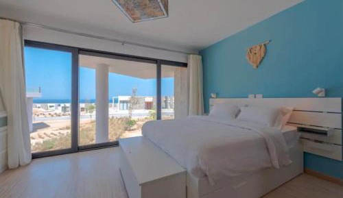 Villa with Sea View