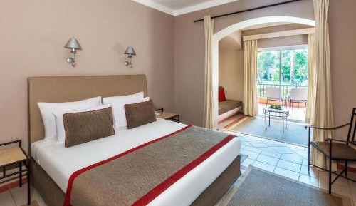 Family, Queen or Twin Bed, Garden View