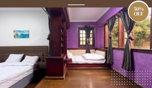 Queen Room with Garden View