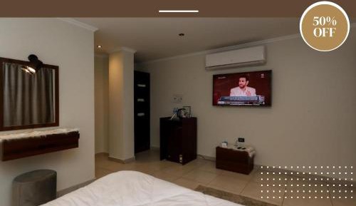 King Room with Mountain View