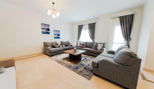 Four-Bedroom Apartment