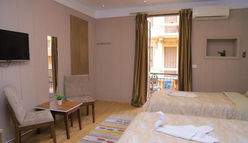 Twin Room with Shared Bathroom
