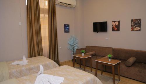 Two-Bedroom Suite
