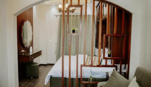 Deluxe Suite