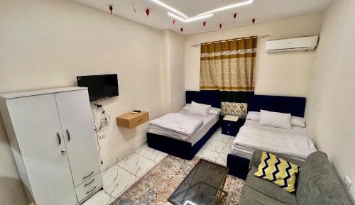 Twin Room with Private Bathroom