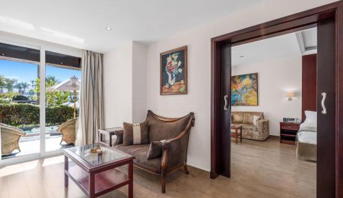 Royal Savoy Suite (Adults Only)