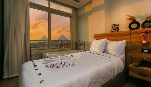 Suite with Mountain View