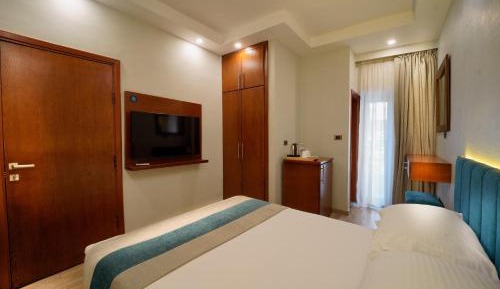 Classic Room King Bed