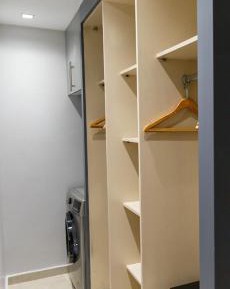 Deluxe Studio