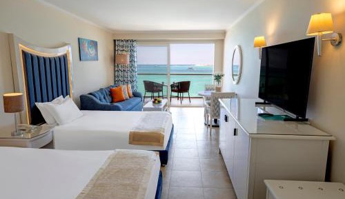 Double or Twin Room with Sea View
