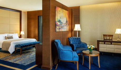 Grand Deluxe King Room, Larger Guest room, 1 King, Balcony