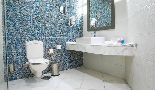 Signature Jacuzzi Suite Sea View