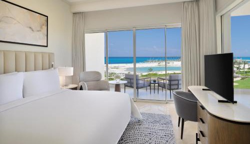 Executive One Bedroom Suite Sea View