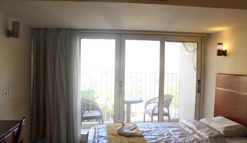 Deluxe Double or Twin Room with River View