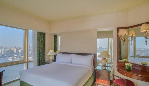 Corner One-Bedroom King Suite - Nile View