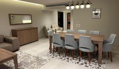 Three-Bedroom Deluxe Apartment